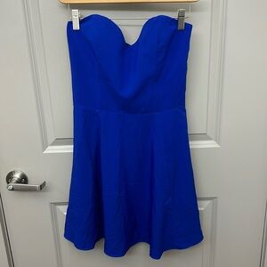 Cobalt blue sweetheart neckline dress